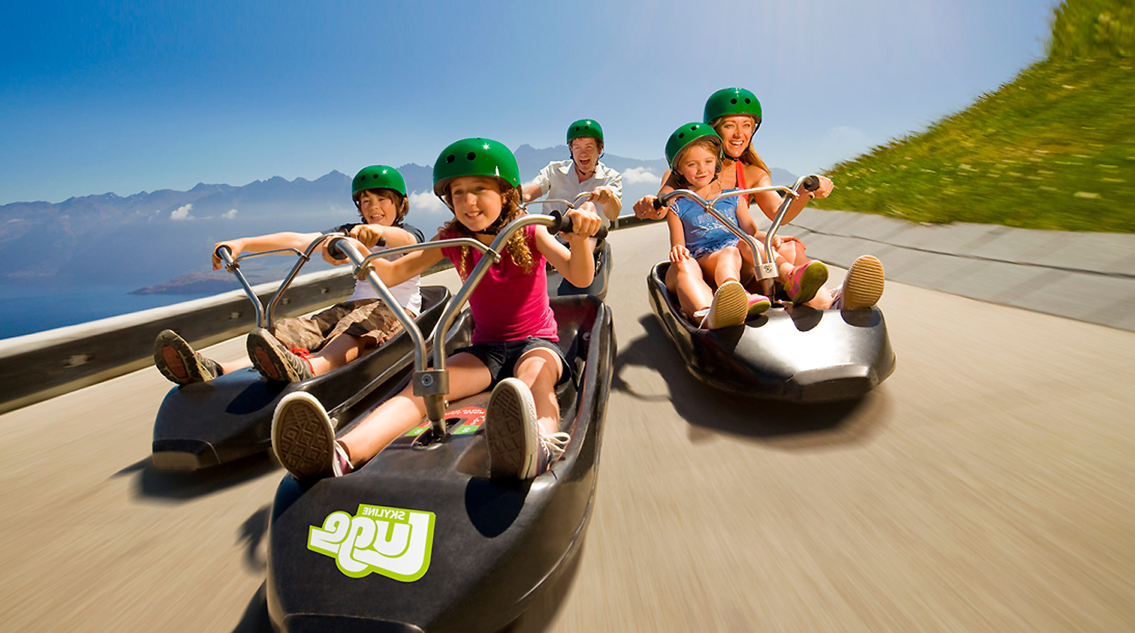 https://club.pnkids.sg/wp-content/uploads/2020/03/skyline-luge-sentosa-4-.jpg